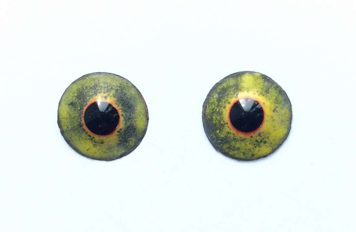 Enamel eyes-buttons. 16 mm.