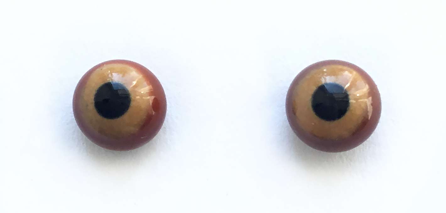 brown and beiges. 6 mm. 2.5 euro.