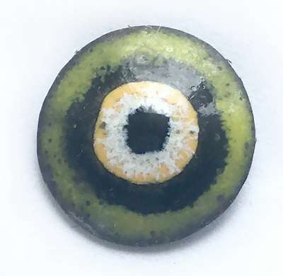 Enamel eyes-buttons. 13 mm. 5 euro.
