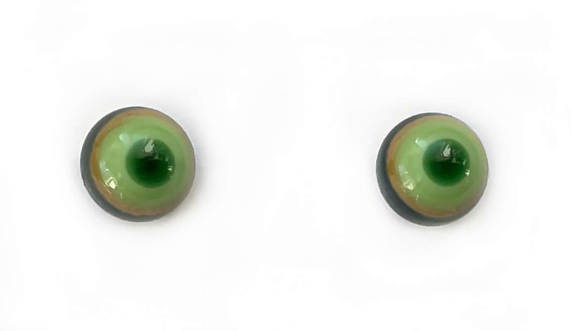 green with a green pupil 6 mm 3.5 euro